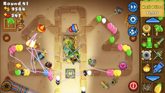 screenshot of Bloons TD 5 Mod Apk 4